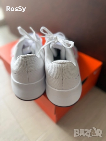 Дамски маратонки Nike MC trainer 2, снимка 3 - Маратонки - 54607341