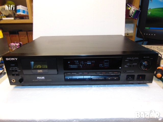 DAT дек Sony DTC-690