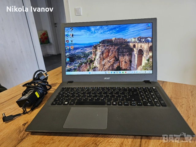 Лаптоп Acer Aspire 15.6" E5-574G |Intel i5 6200U 4x2.80 Ghz|16GB RAM|GTX 920M 2GB|1TB SSD|Win 11|DVD