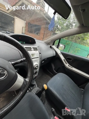 Toyota Yaris II 1.4d4d 75к.с. 2009г се продава на части, снимка 2 - Автомобили и джипове - 55086051