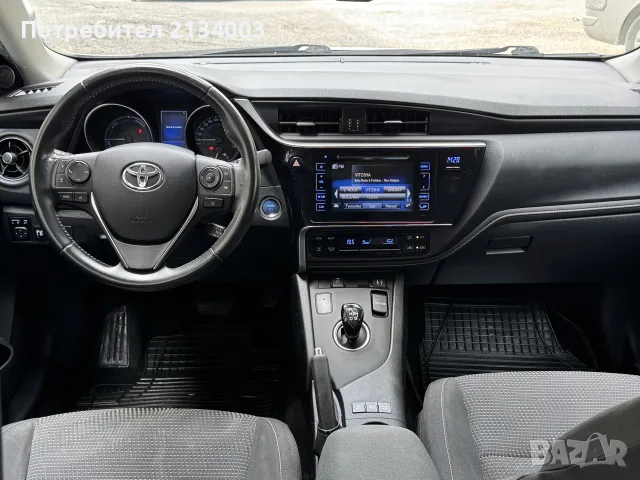Toyota Auris 1.8 Hybrid 2018г Гаранция , снимка 4 - Автомобили и джипове - 55466012