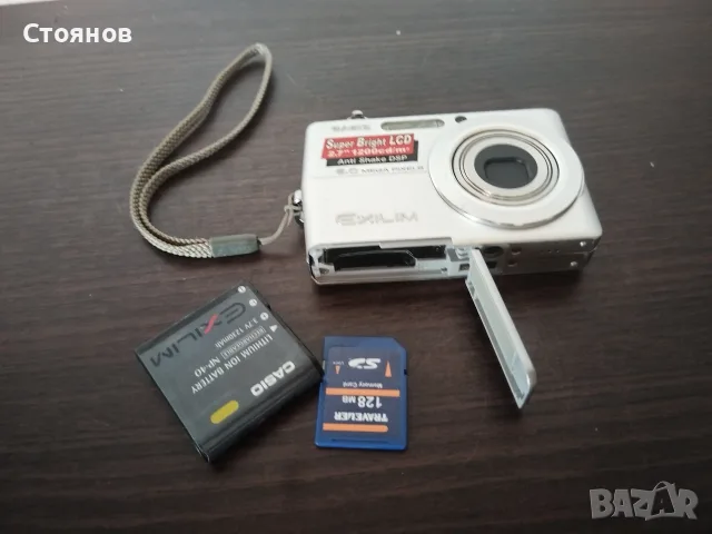 Камера Casio EXLIM EX-Z600 6.0MP, снимка 2 - Фотоапарати - 55351829