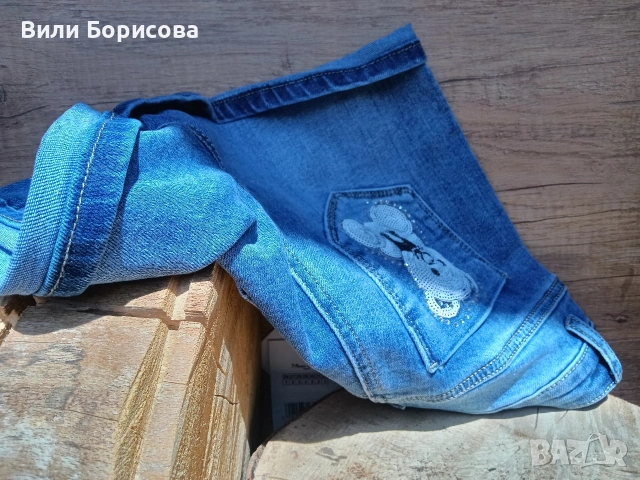 Деним къси дамски панталони с бродирано мече- свежо допълнение към летният аутфит, снимка 4 - Къси панталони и бермуди - 54482037