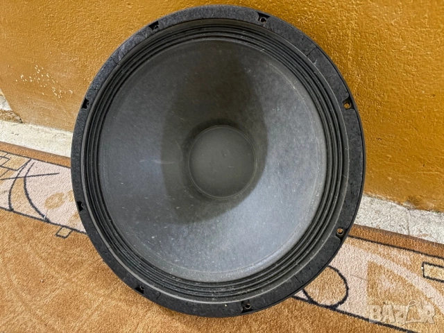 Басов високоговорител Eminence Omega PRO 18”, снимка 3 - Тонколони - 54695314