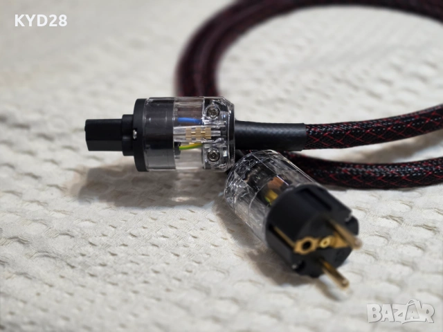Hi-Fi Захранващ кабел 3х4 mm² – 134 см (Позлатени конектори)