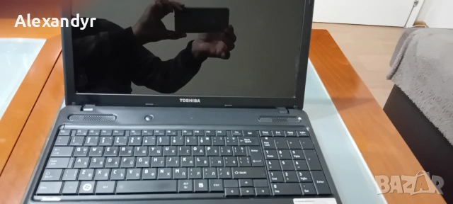 Продавам лаптоп Тошиба., снимка 2 - Лаптопи за дома - 54078005