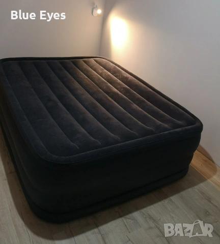 Надуваем матрак (Спалня) INTEX Comfort с помпа 152 x 203 x 56 см.