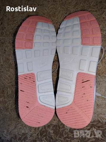 Nike Air max оригинални маратонки в перфектно състояние без забележки като нови. , снимка 2 - Маратонки - 54929831