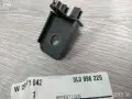 5L0998225**NEU**VAG**ЩИПКА ЗА ФАР** , снимка 1