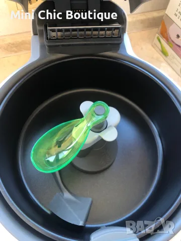 Фритюрник Tefal ActiFry Original (КАТО НОВ) – Пълен комплект с кутия и рецепти, снимка 3 - Фритюрници - 55692577