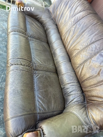 Кожен диван и  фотьойл – естествена кожа, масивни дървени детайли, снимка 9 - Дивани и мека мебел - 53958611