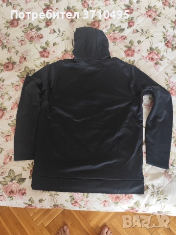 Продавам суичър Under Armour , снимка 2 - Суичъри - 54397410