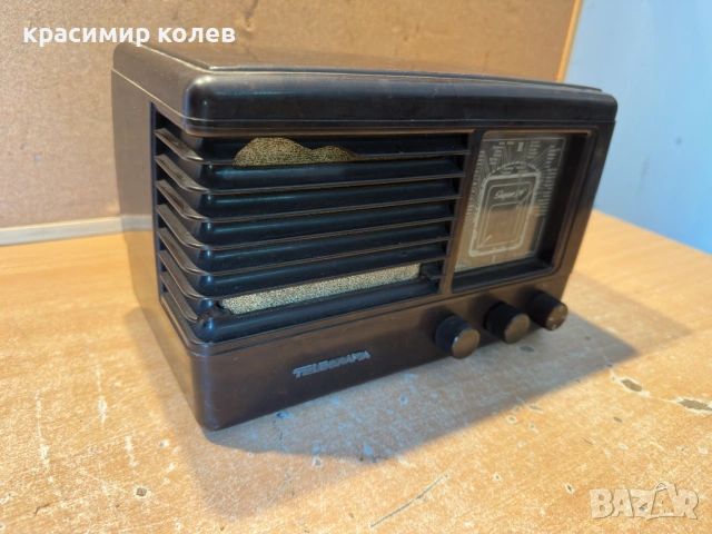 чешки лампов радиоприемник "Telegrafia Super 39“, снимка 9 - Радиокасетофони, транзистори - 54727940
