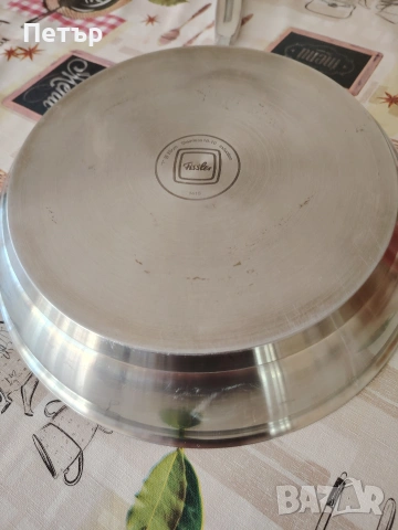 Професионален немски тиган Fissler 28см, снимка 3 - Съдове за готвене - 55077506