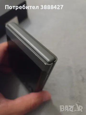 Motorola Razr 50, снимка 8 - Motorola - 55667676