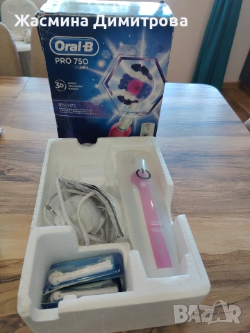 електрическа четка за зъби Oral B 