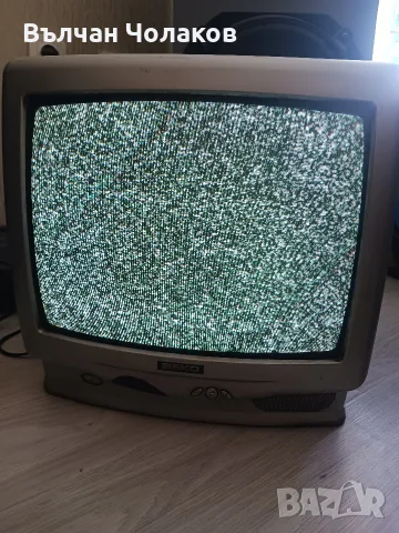 Продавам стар телевизор