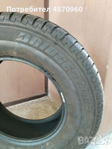 Зимни гуми Brigestone в отлично състоятие, снимка 2 - Гуми и джанти - 55202138