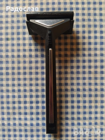 стара английска самобръсначка WILKINSON, снимка 2 - Мъжка козметика - 54382190