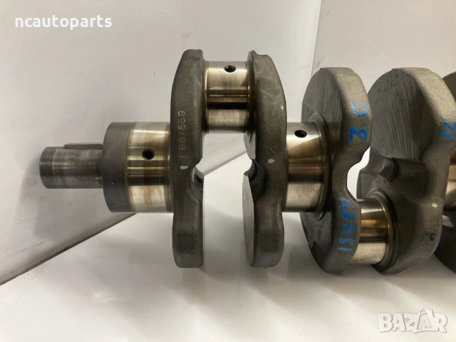 Коляно вал за Isuzu Forward N75 150L 3.0 дизел 4JJ1TC B87869 P772 2016, снимка 2 - Части - 54190107