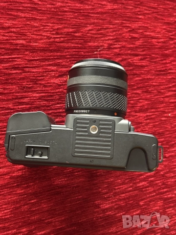 фотоапарат Yashica 230 AF с обектив 35-701:3,3-4,5 52мм, снимка 5 - Фотоапарати - 55257124
