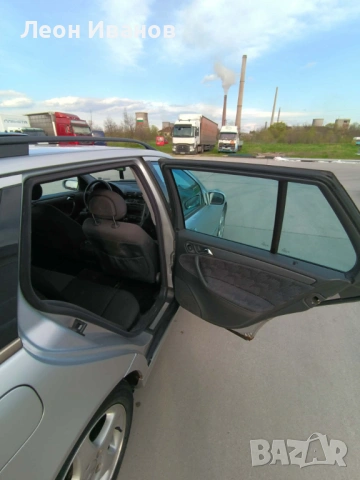 Мерцедес Ц200 Компресор, снимка 2 - Автомобили и джипове - 54176811