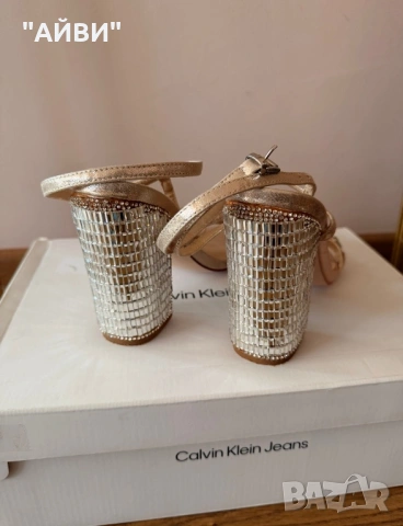 ASOS Луксозни дамски златисти сандали с камъни, снимка 3 - Сандали - 54090462