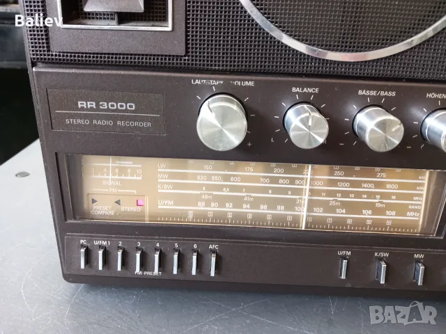 GRUNDIG RR 3000 радиокасетофон, снимка 5 - Радиокасетофони, транзистори - 55430819