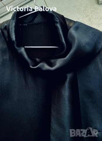 Копринена блуза с яка Лавалиер Max&Co (Max Mara Group) - Размер М, снимка 4 - Корсети, бюстиета, топове - 54647025