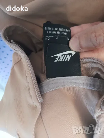 Горнище Nike С размер , снимка 2 - Суичъри - 55435957