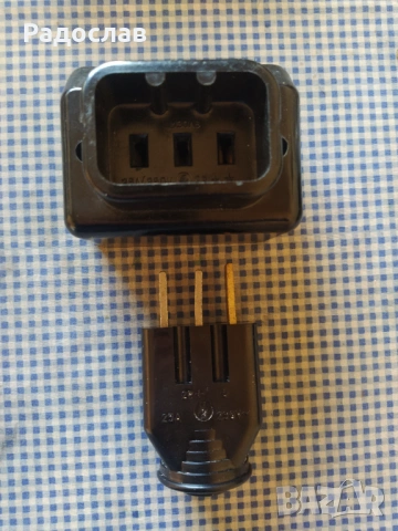 щепсел и контакт от соца