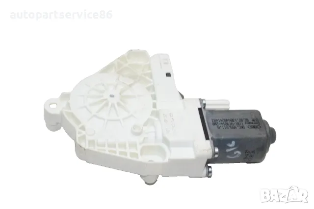 Мотор за регулатор на заден ляв прозорец за Audi A4 B8 1.8 TFSI (2008) 8K0959811 OEM