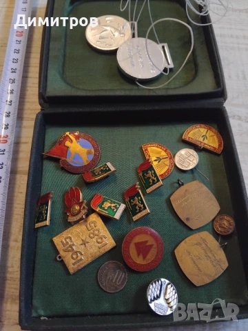Лот значки и др неща , снимка 2 - Антикварни и старинни предмети - 54057813