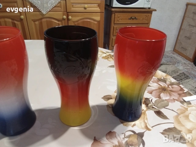 Последен модел колекционерски чаши кока кола , снимка 3 - Чаши - 55156023