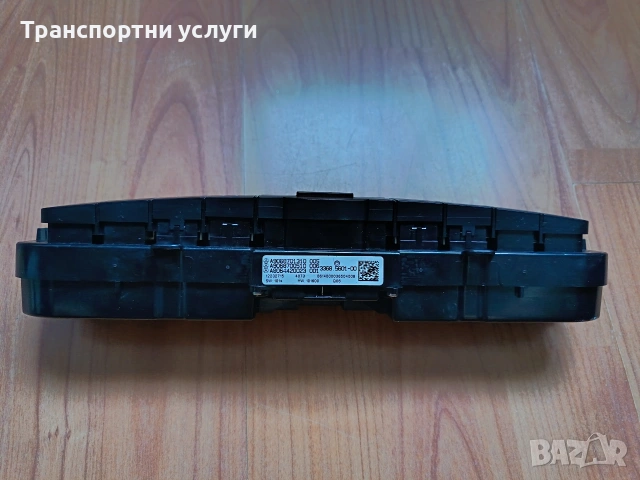 бутон аварийни светлини мерцедес спринтер , снимка 2 - Части - 54337102