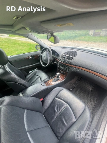Mercedes E 220, снимка 9 - Автомобили и джипове - 54581281