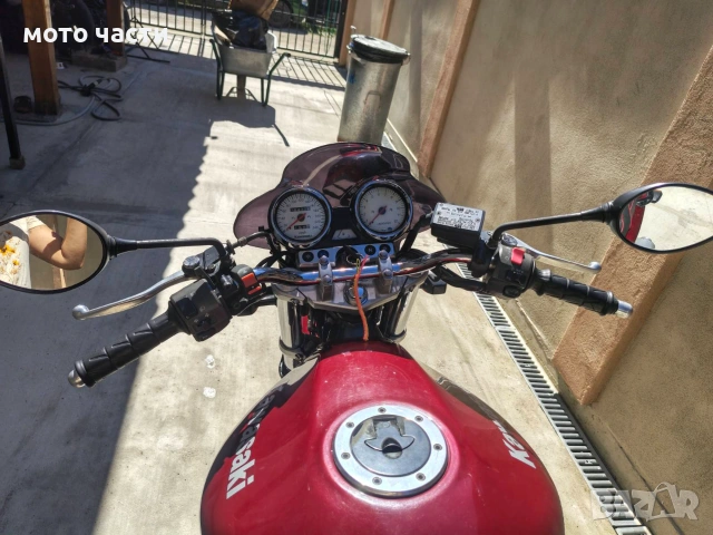 Kawasaki ZR7 на части, снимка 5 - Мотоциклети и мототехника - 55235049
