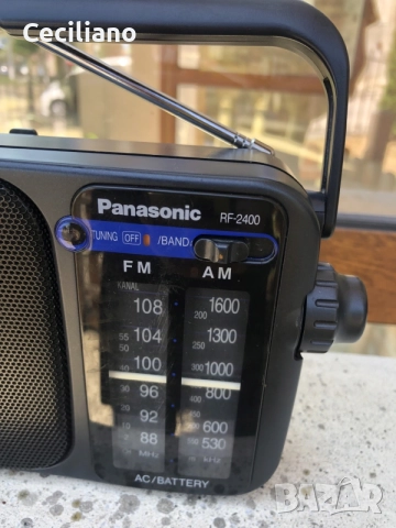 Запазено Преносимо радио -Panasonic RF-2400 , снимка 4 - Радиокасетофони, транзистори - 55669347