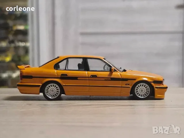 BMW ALPINA B10 Biturbo E34 1994 - мащаб 1:43 на Solido моделът е нов в PVC дисплей-кейс, снимка 5 - Колекции - 55567707