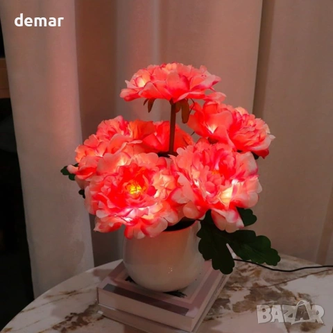 Настолна LED лампа, божур във ваза, USB захранване, димиране