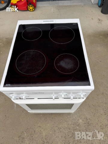 Печка с керамичен плот AEG 50 см широка, снимка 7 - Печки, фурни - 54053746