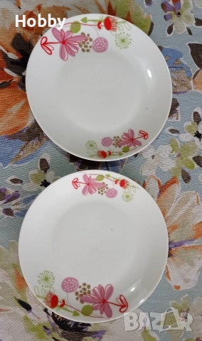 Порцеланови чинии, снимка 2 - Чинии - 54018159