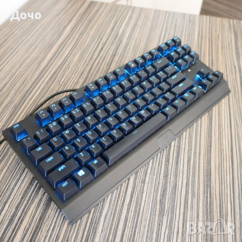Описание:      Продавам механична клавиатура Razer BlackWidow V3 Tenkeyless в много добро състояние.