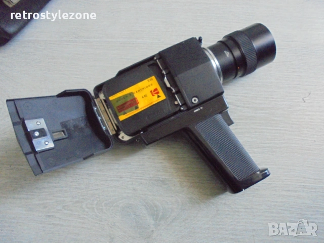 № 8579 Винтидж кино камера NALCOM Super 8 + оригинална чанта, снимка 4 - Антикварни и старинни предмети - 54320392