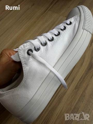 Оригинални чисто бели Кецове Converse ! 42 н, снимка 8 - Кецове - 52179837