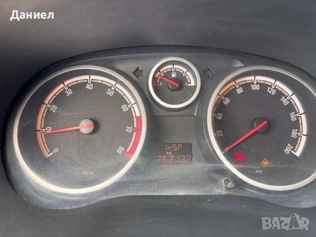 Опел Корса Д 1.2 газ бензин 2013 , снимка 9 - Автомобили и джипове - 54195690