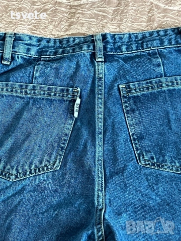 Дънки Stradivarius Straight leg , снимка 8 - Дънки - 54654224