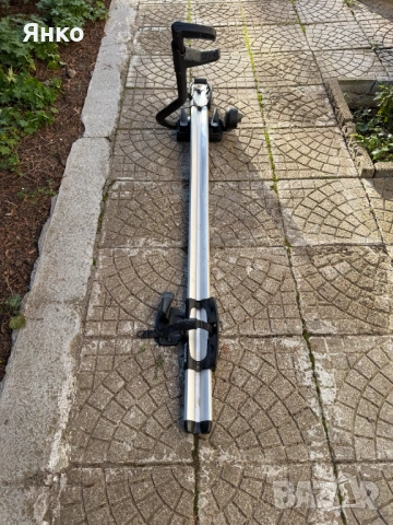 Продавам багажник за велосипеди Thule 591