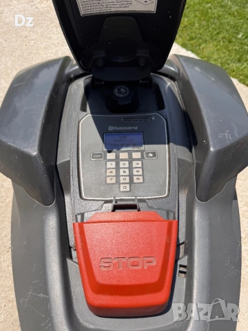 Косачка робот Husqvarna AM 105, снимка 3 - Градинска техника - 54777038