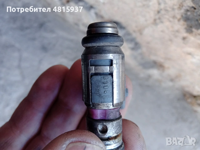 Бензинови дюзи 4броя за 30-евро за Волксваген Голф 4  1.4 16в 75к.с 2000г, снимка 4 - Части - 54540962